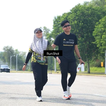 Runner Photo 6948772