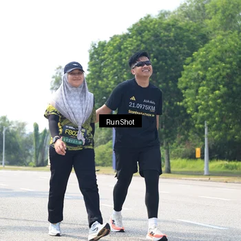 Runner Photo 6948784