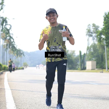 Runner Photo 6948811