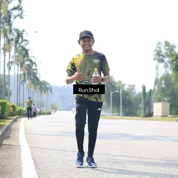 Runner Photo 6948822