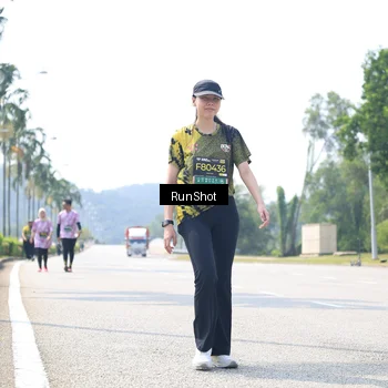 Runner Photo 6948842