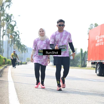 Runner Photo 6948863