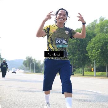 Runner Photo 6948923