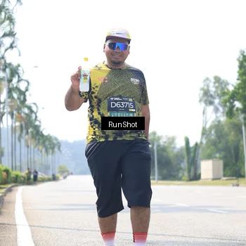 Runner Photo 6948945