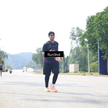 Runner Photo 6949019