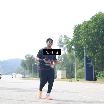 Runner Photo 6949021