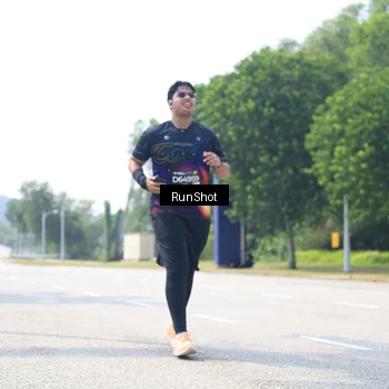 Runner Photo 6949028