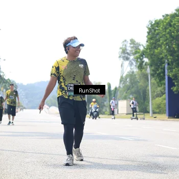 Runner Photo 6949059