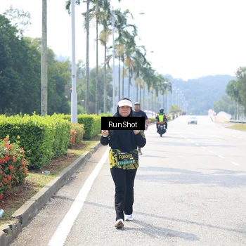 Runner Photo 6949193