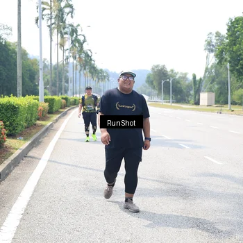 Runner Photo 6949211