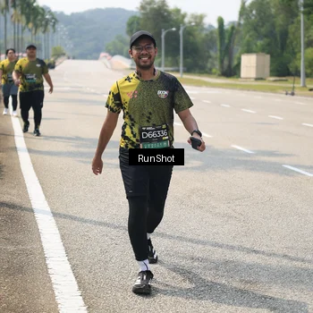 Runner Photo 6949307