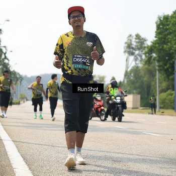 Runner Photo 6949381