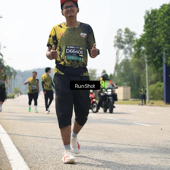 Runner Photo 6949382