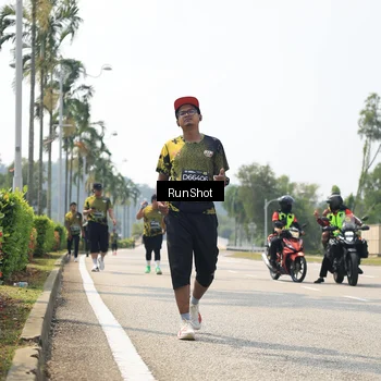 Runner Photo 6949383