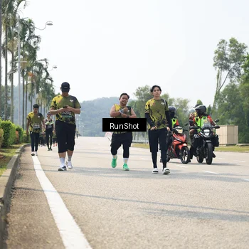 Runner Photo 6949385