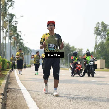 Runner Photo 6949397