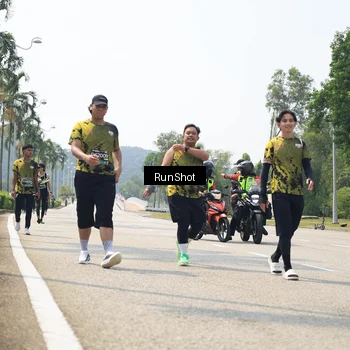 Runner Photo 6949400
