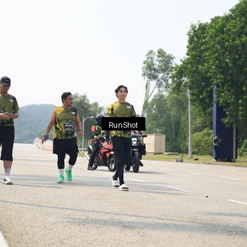 Runner Photo 6949415