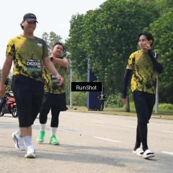 Runner Photo 6949416