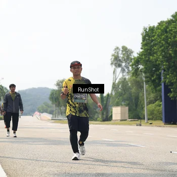 Runner Photo 6949490