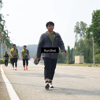 Runner Photo 6949501