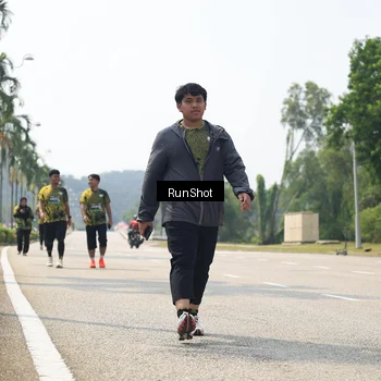 Runner Photo 6949503