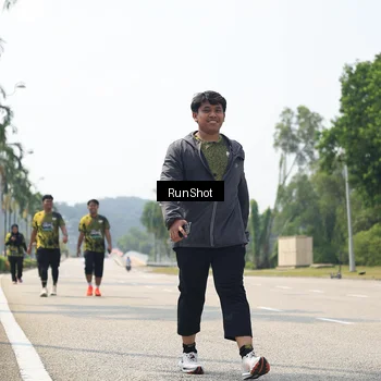 Runner Photo 6949509