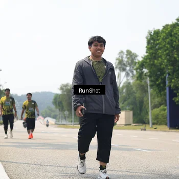 Runner Photo 6949511