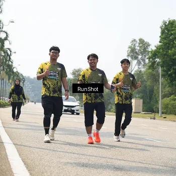 Runner Photo 6949512