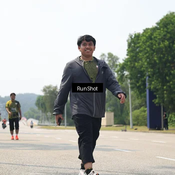 Runner Photo 6949513