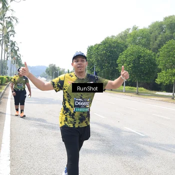 Runner Photo 6949911