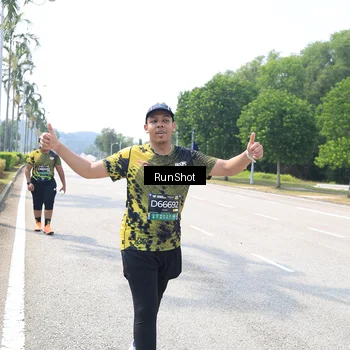 Runner Photo 6949912