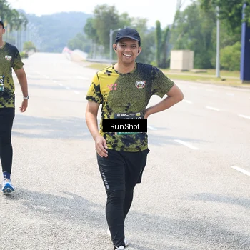 Runner Photo 6949923