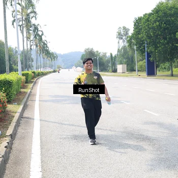 Runner Photo 6949951