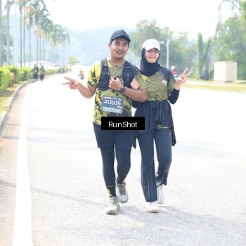 Runner Photo 6949993