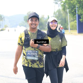 Runner Photo 6950006