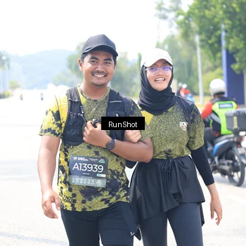 Runner Photo 6950008