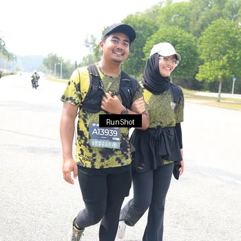 Runner Photo 6950017