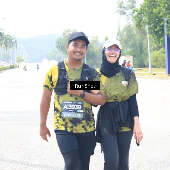Runner Photo 6950031