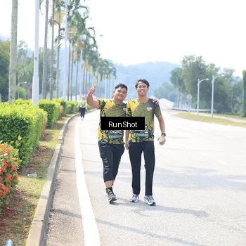 Runner Photo 6950058
