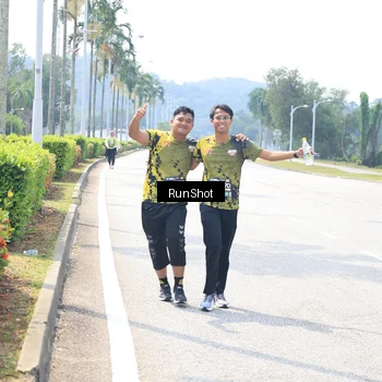 Runner Photo 6950060