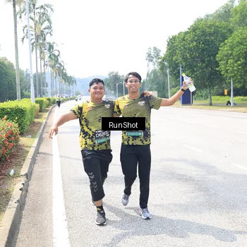 Runner Photo 6950085