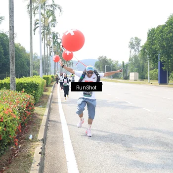 Runner Photo 6950319