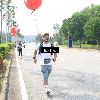 Runner Photo 6950374