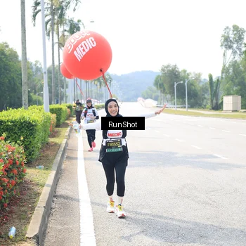 Runner Photo 6950393