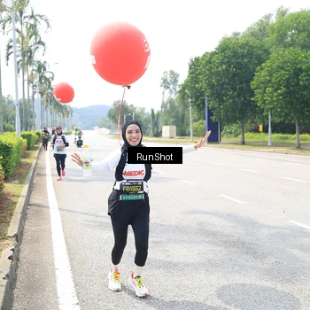 Runner Photo 6950411