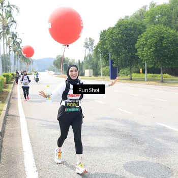 Runner Photo 6950412