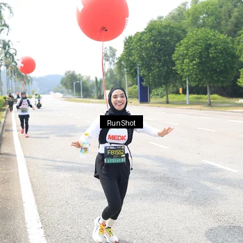 Runner Photo 6950418