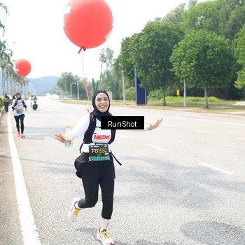 Runner Photo 6950419