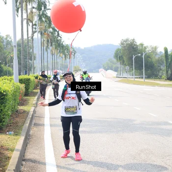 Runner Photo 6950444
